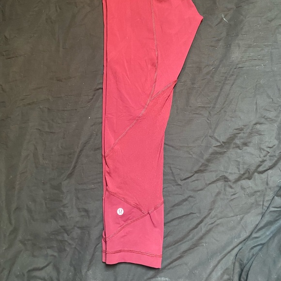 Lululemon Crop Leggings - Picture 3 of 6